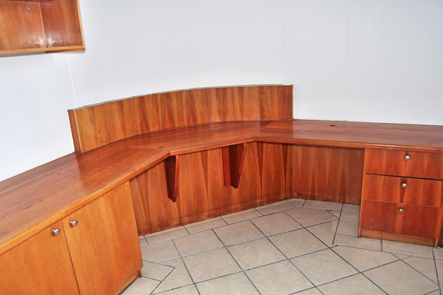 To Let commercial Property for Rent in Maitland Western Cape